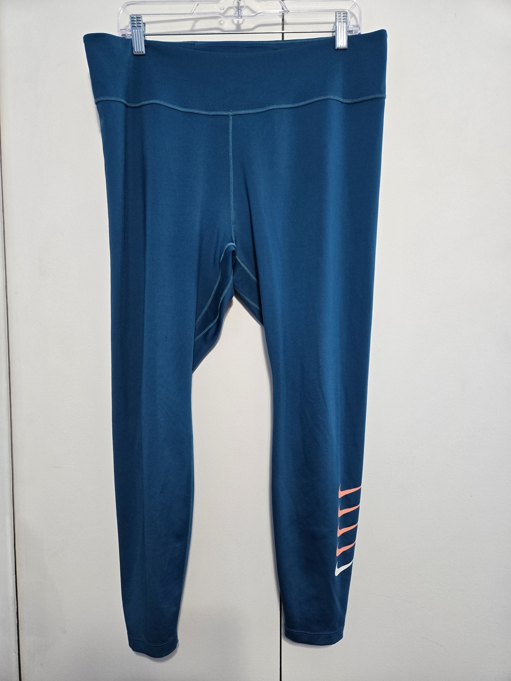 Nike Leggings XL Blue Teal Multi Swoosh Dri Fit 27" Inseam Workout Athletic